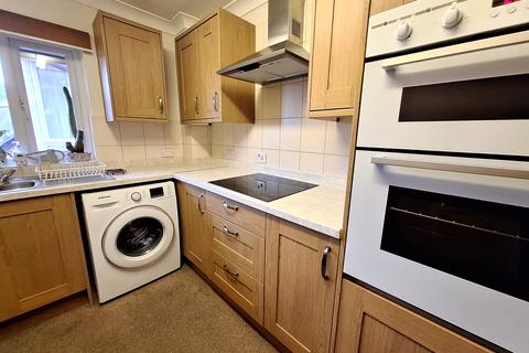 2 bedroom flat for sale, Lincoln Ct, West End, Southampton