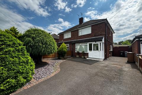 2 bedroom semi-detached house for sale, Hayhurst Avenue, Middlewich
