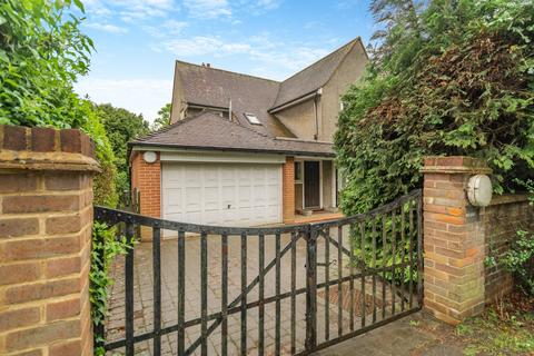 3 bedroom detached house for sale, Vache Lane, Chalfont St Giles