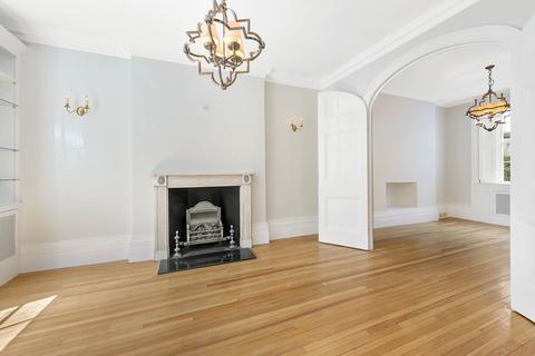 Montpelier Square, Knightsbridge SW7