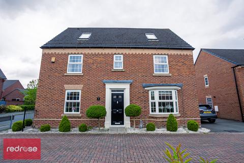 5 bedroom detached house to rent, Patricroft Drive, Chorley PR7