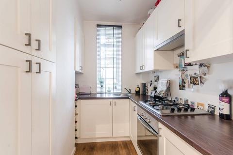 1 bedroom flat for sale, Sutton Court Road, Chiswick, London, W4