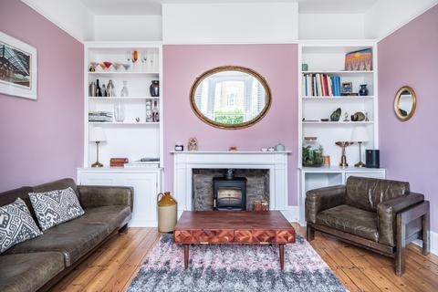 22 Romilly Road, London, N4 2QX