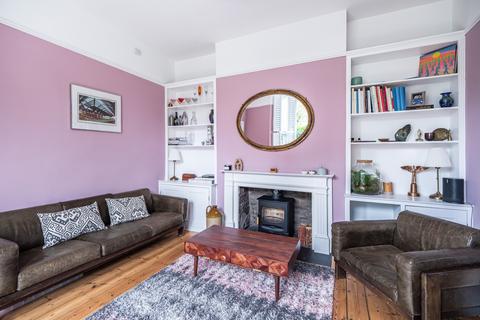 22 Romilly Road, London, N4 2QX