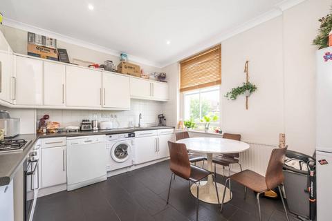 3 bedroom flat to rent, Haverstock Hill, Belsize Park, London, NW3