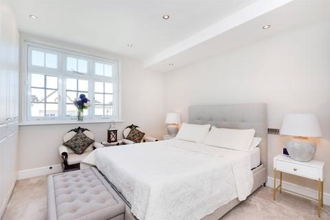 2 bedroom flat for sale, Clifton Court, Northwick Terrace, London