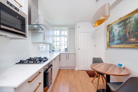 2 bedroom flat for sale, Clifton Court, Northwick Terrace, London