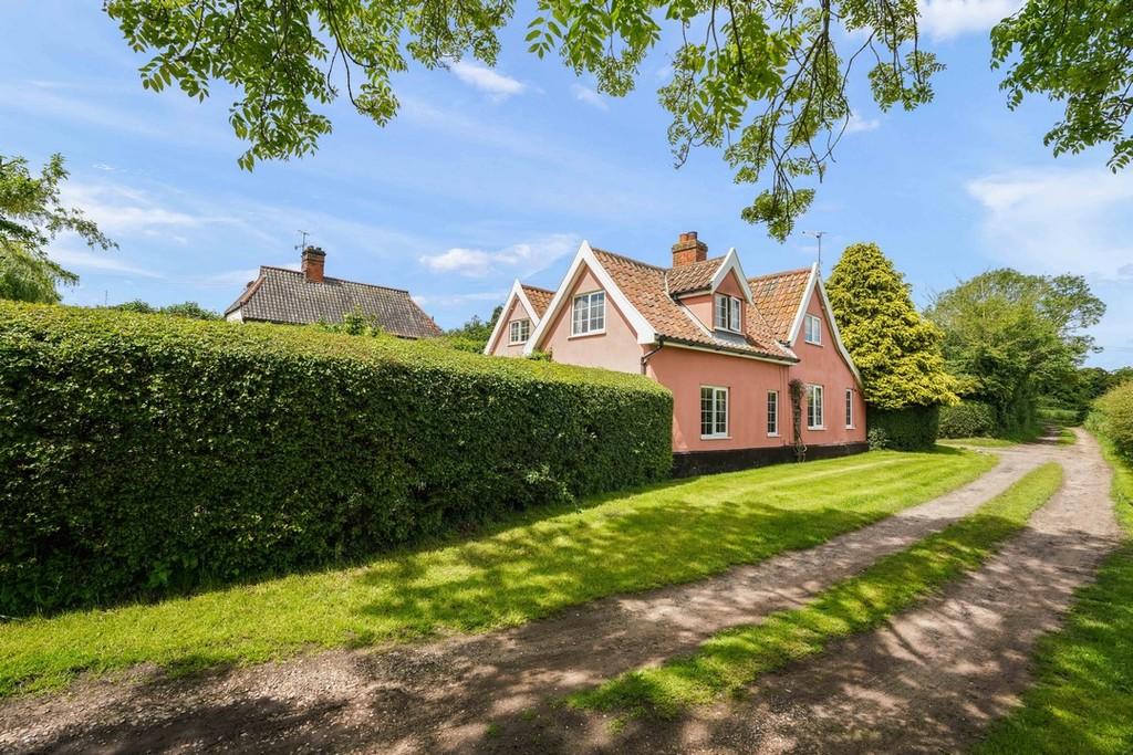 Wickham Market, Woodbridge 4 bed detached house for sale £675,000