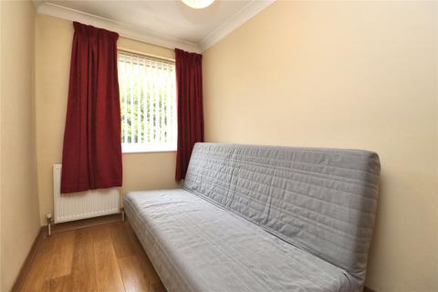 6 Fairview Close, Woking, GU22 7NT