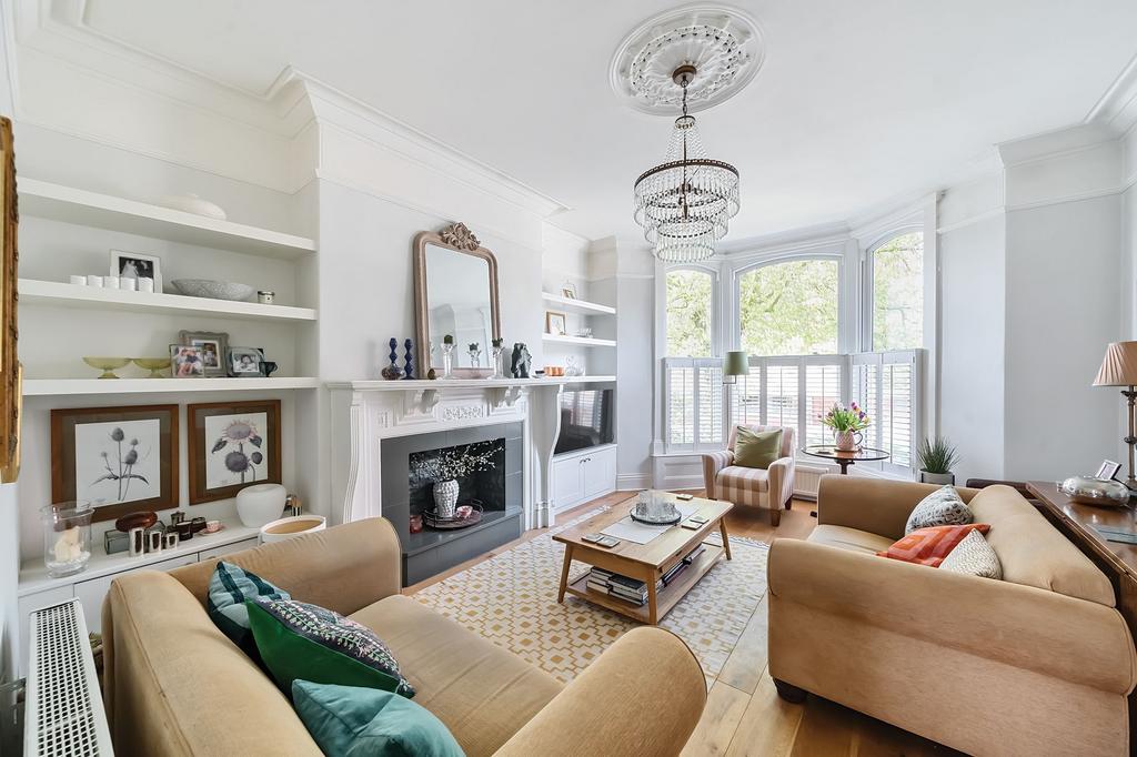 Kings Road, Harrogate, HG1 2 bed apartment for sale £295,000