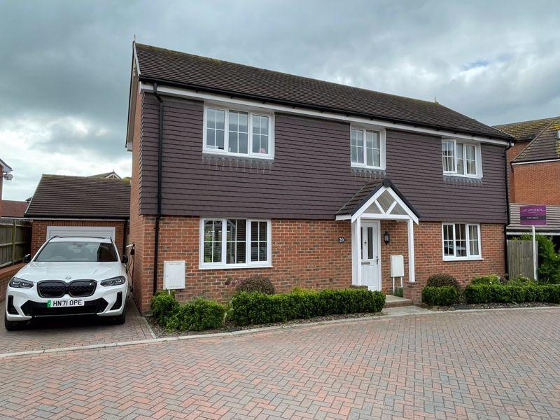 Blyth Gardens Hedge End So30 4 Bed Detached House For Sale £499 995