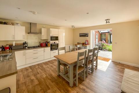 20 Blyth Gardens, Hedge End, Southampton, SO30 4DJ