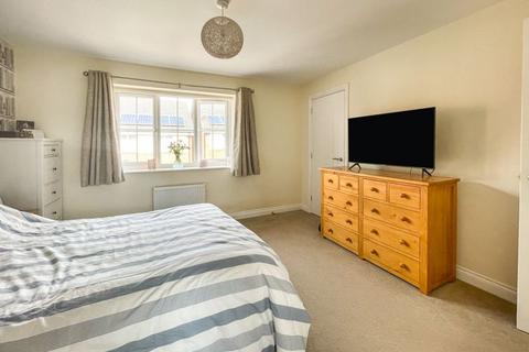20 Blyth Gardens, Hedge End, Southampton, SO30 4DJ
