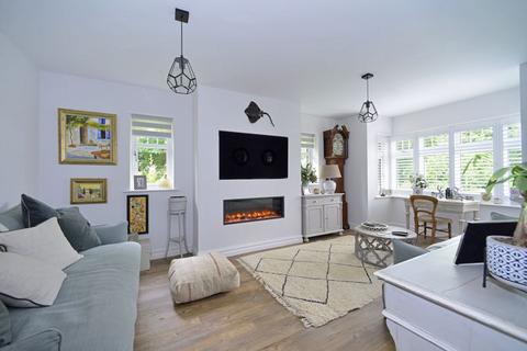 4 bedroom detached house for sale, Hydon Grove, Cranleigh