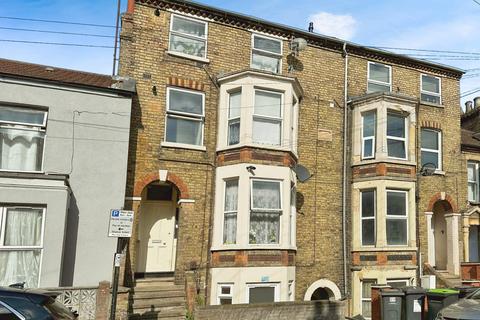 4 bedroom terraced house for sale, Western Street, Bedford, MK40