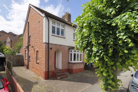 5 Douglas Road, Tonbridge, TN9 2ST