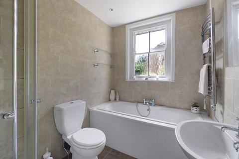 5 Douglas Road, Tonbridge, TN9 2ST
