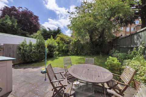 5 Douglas Road, Tonbridge, TN9 2ST