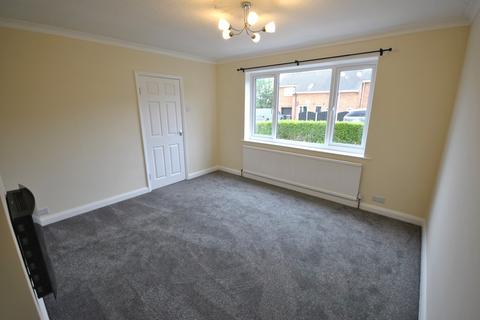 3 bedroom semi-detached house to rent, Chestnut Grove, Rotherham S66