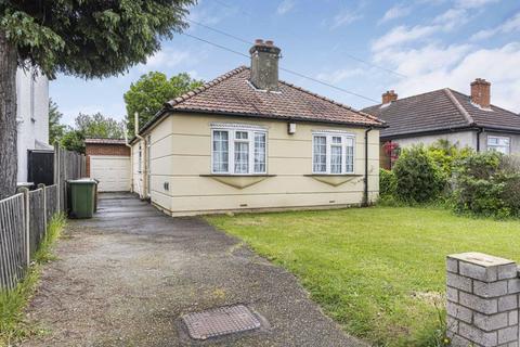 2 bedroom detached bungalow for sale, Arbuthnot Lane, Bexley
