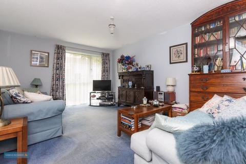 4 bedroom detached house for sale, GILL CRESCENT - spacious interior