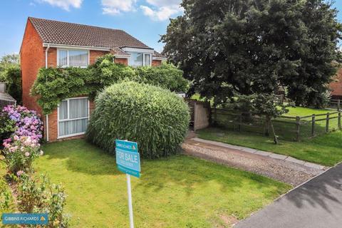 4 bedroom detached house for sale, GILL CRESCENT - spacious interior