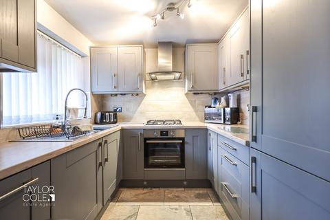 15 Hanlith, Wilnecote, Tamworth, B77 4BP