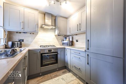 15 Hanlith, Wilnecote, Tamworth, B77 4BP