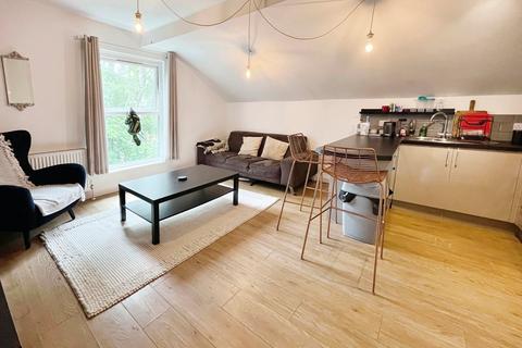 2 bedroom flat for sale, Clyde Road, West Didsbury, Manchester, M20