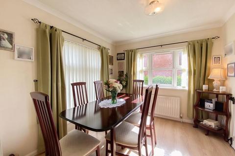 2 bedroom park home for sale, Doxey, Stafford