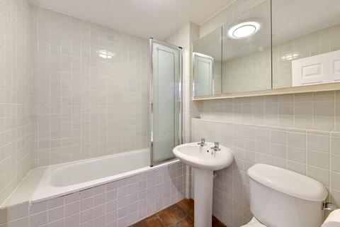 1 bedroom flat to rent, Rosary Gardens, South Kensington, London