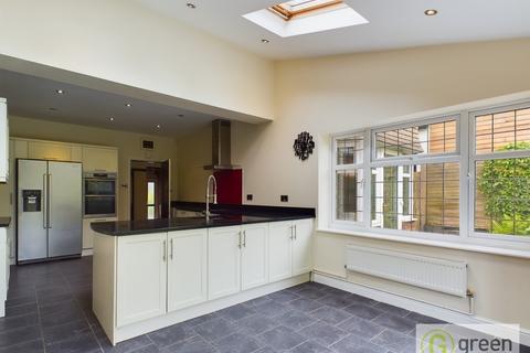 4 bedroom detached house for sale, Tamworth Road, Sutton Coldfield B75