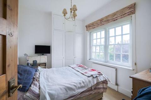 88 Willifield Way, London, NW11 6YJ