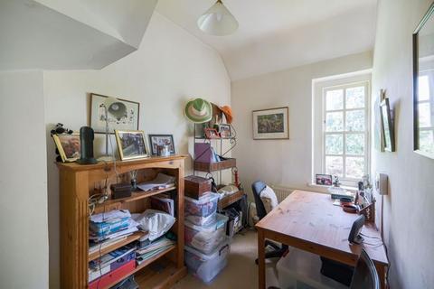 88 Willifield Way, London, NW11 6YJ