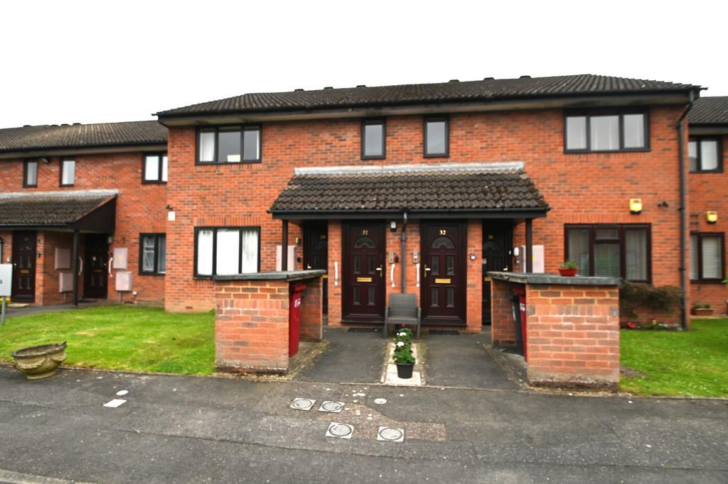 The Oaks, Kimberley Close, Langley... 1 bed retirement property for
