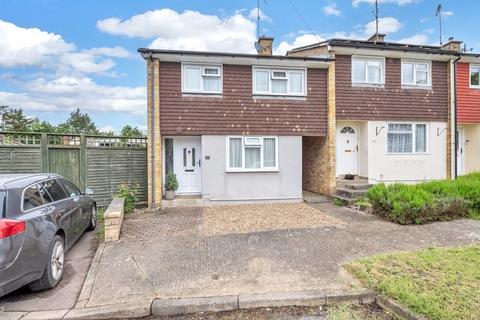 3 bedroom terraced house for sale, St Nicholas Close, Bury St Edmunds