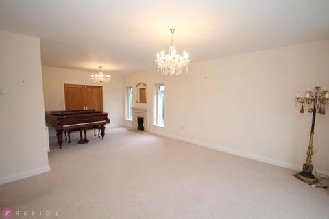 4 bedroom detached bungalow for sale, Bury & Rochdale Old Road, Bury OL10