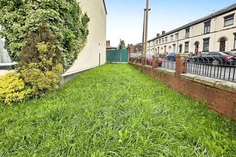 3 bedroom terraced house for sale, Andrew Street, Bury