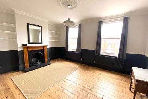 2 bedroom property to rent, Haydons Road, London SW19