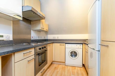 1 bedroom apartment to rent, Hill View, Dorking