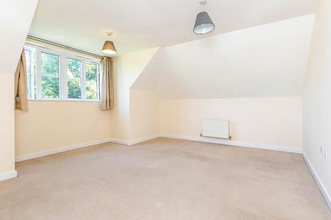 1 bedroom apartment to rent, Hill View, Dorking