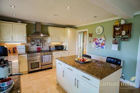 5 Broadacres, Broad Town, Swindon, SN4 7RP