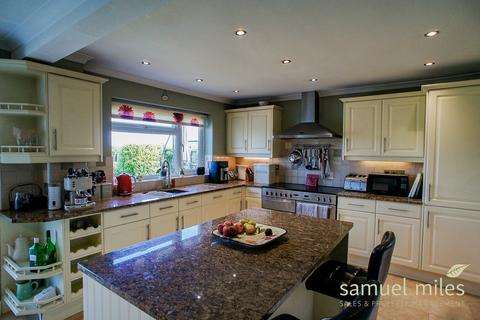 5 Broadacres, Broad Town, Swindon, SN4 7RP