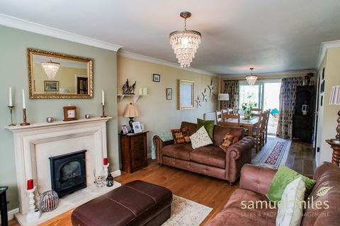 5 Broadacres, Broad Town, Swindon, SN4 7RP