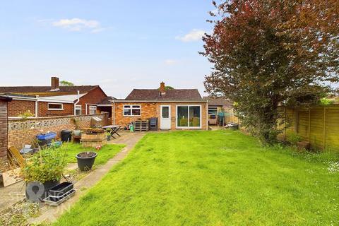 3 bedroom detached bungalow for sale, Nelonde Drive, Wymondham