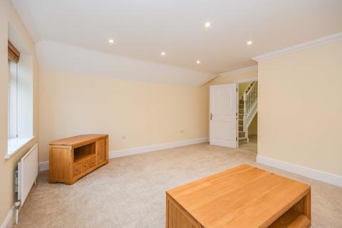 3 bedroom apartment to rent, Tregonwell Road, Bournemouth