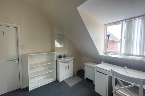 1 bedroom in a house share to rent, Rockstone, Southampton SO15