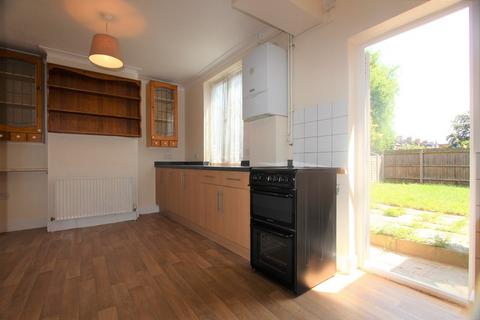 3 bedroom terraced house to rent, Cornwallis Road, Enfield N9