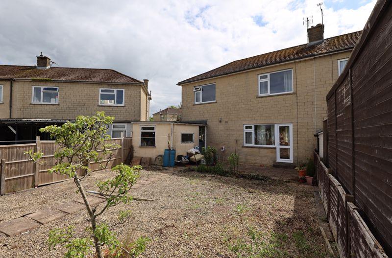 Garden to house