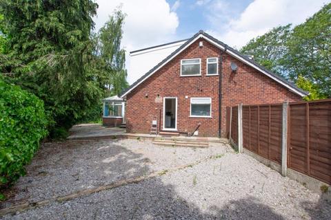 3 bedroom semi-detached house for sale, West Grove Westhoughton BL5 2HU